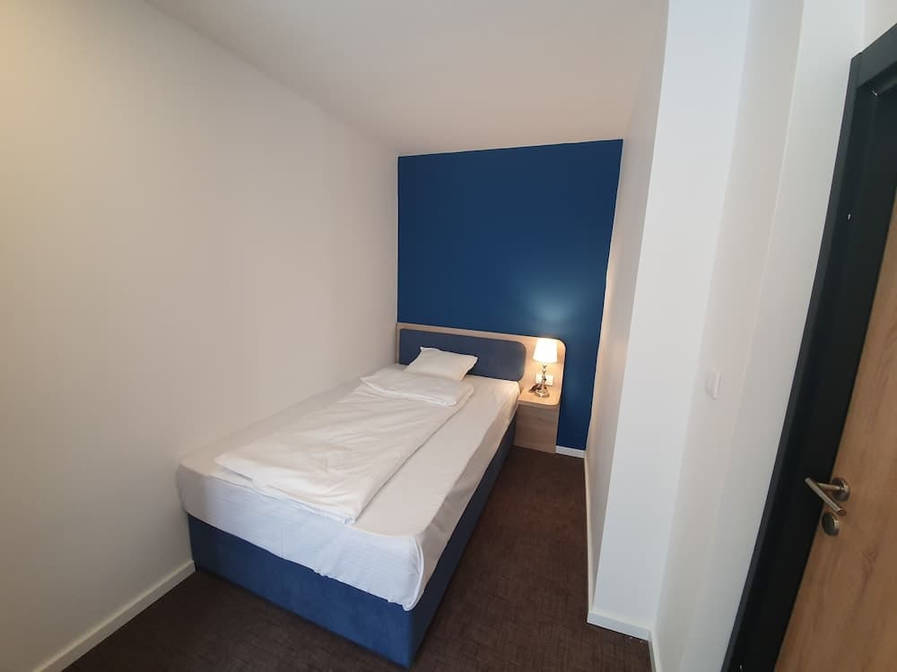 Premium Crown Suites