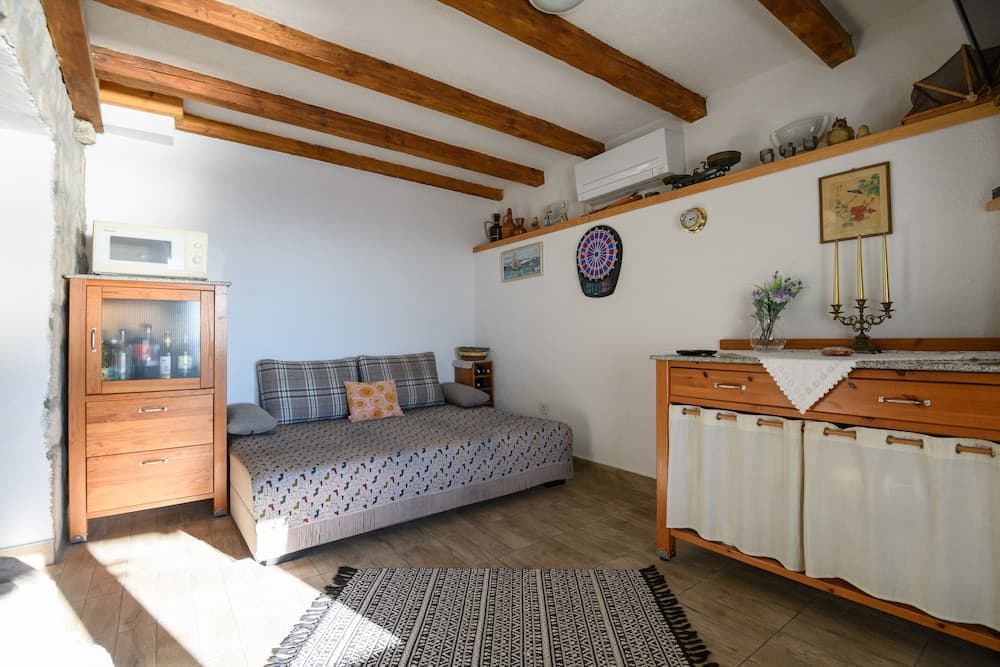 Village house Ana Dubravica