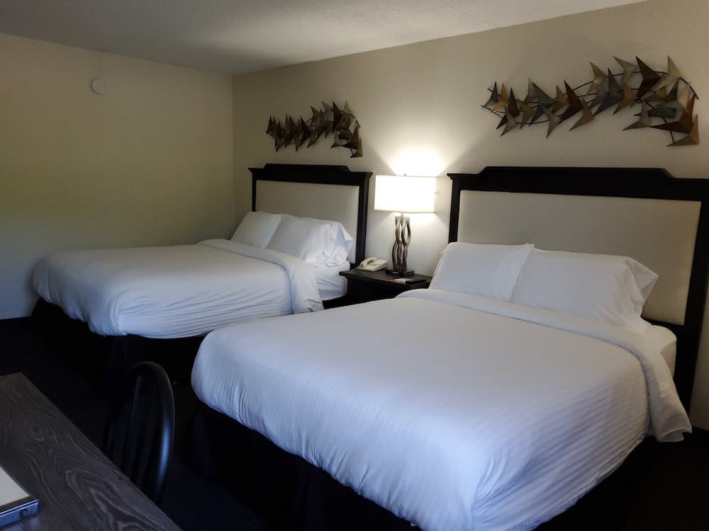 Klopfenstein Inn and Suites