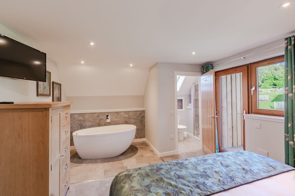 Lord Galloway 38 With Hot Tub, Newton Stewart