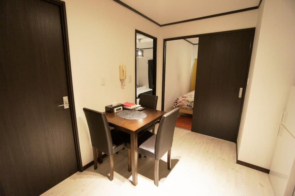 Asakusa Woody Sun Heim