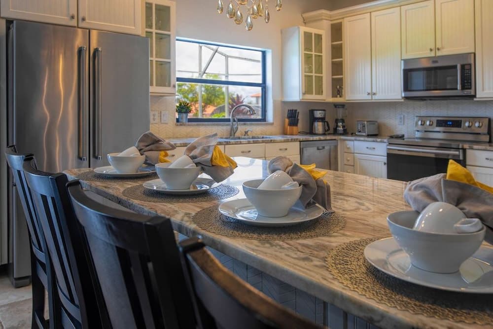 Disney!! High Grove 5 Bedrooms - Private Pool