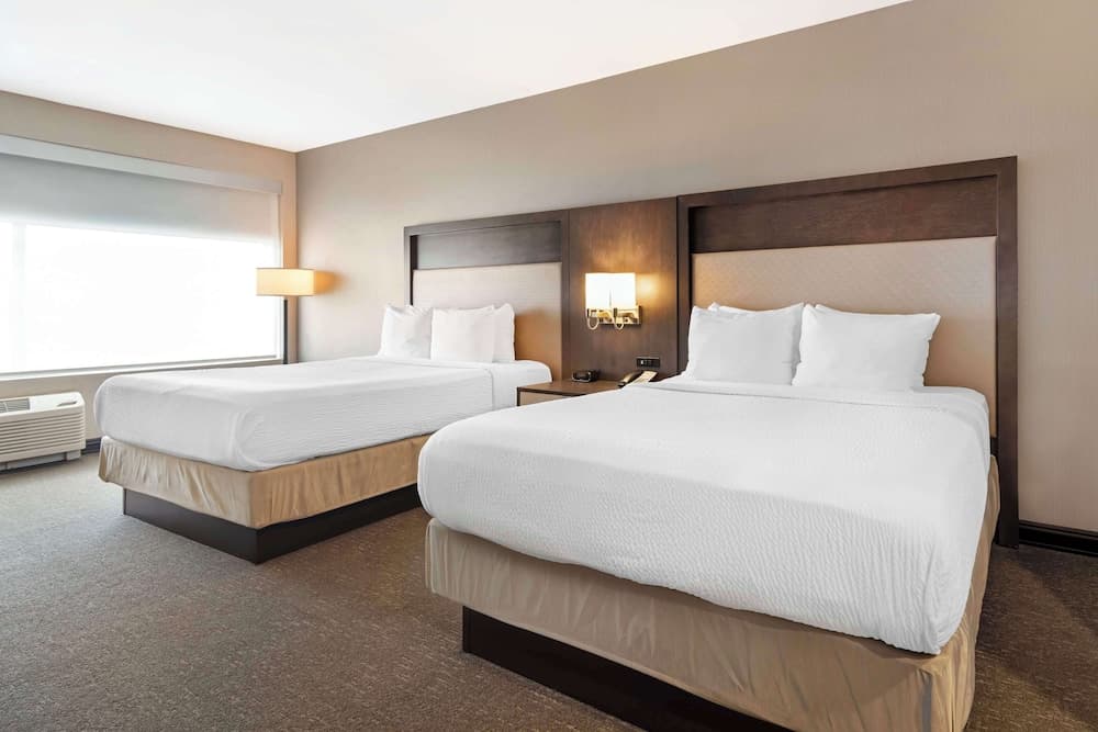 Best Western Plus Executive Residency Rigby's Water World Hotel