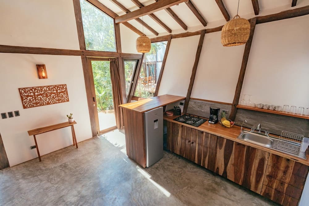 Nahouse Jungle Lodges