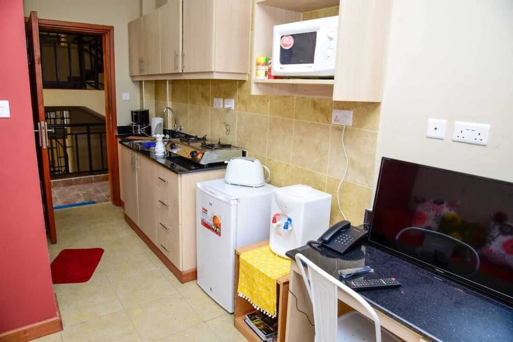 Sherry Homes West suites