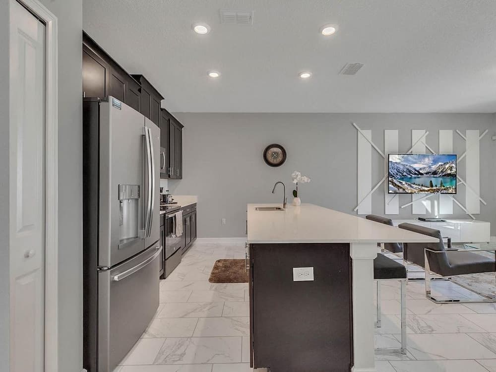 1569 Champions Gate 60565 / 61627