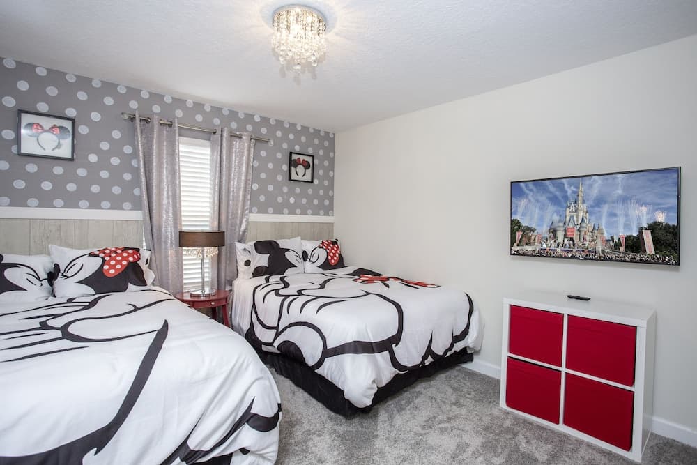 4977 Storey Lake Resort 61596/62199