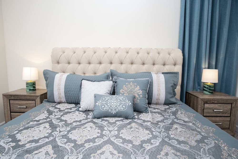 8988 Champions Gate Resort 77317 / 77358