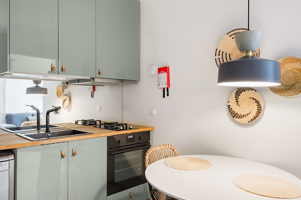 Mat001 · Bohemian Vibe at a Fresh Coastal Getaway