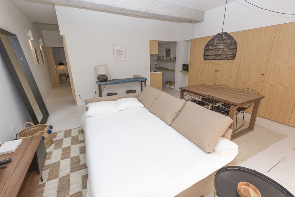 Sbra01 · Hidden Gem Apartment Design · Wifi · Netflix