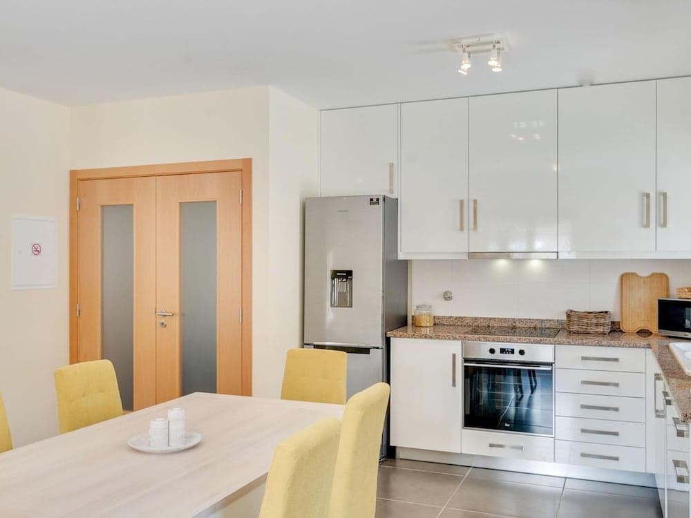 Modern Holiday Home in Lisbon With Private Pool & Jacuzzi! Ncasa Aurélie