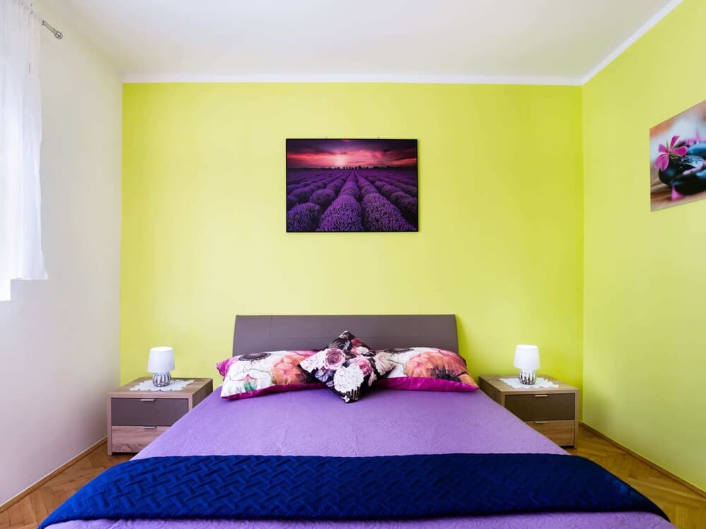 Simplistic Apartment in Vir With Garden