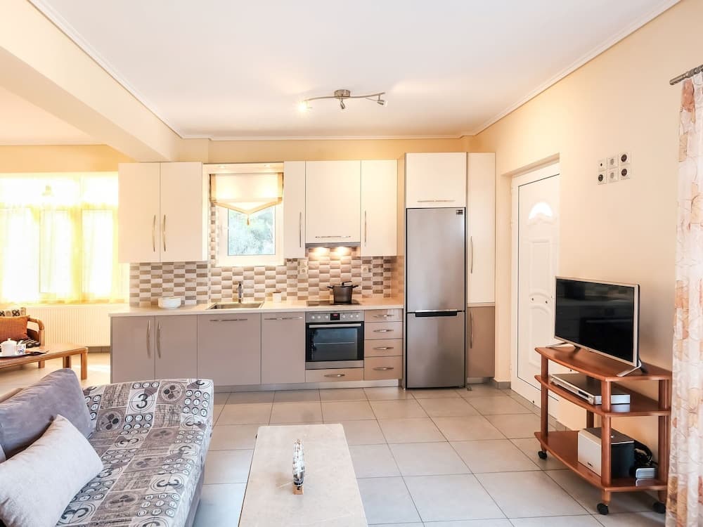 Restful Holiday Home in Attica With Garden and Fireplace