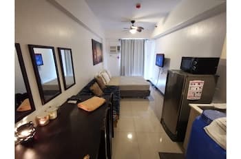 SweetSuites at Pine Crest New Manila