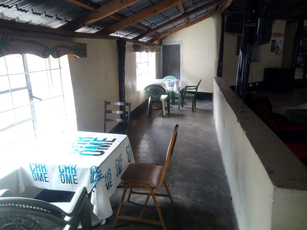 Queens Village Hotel