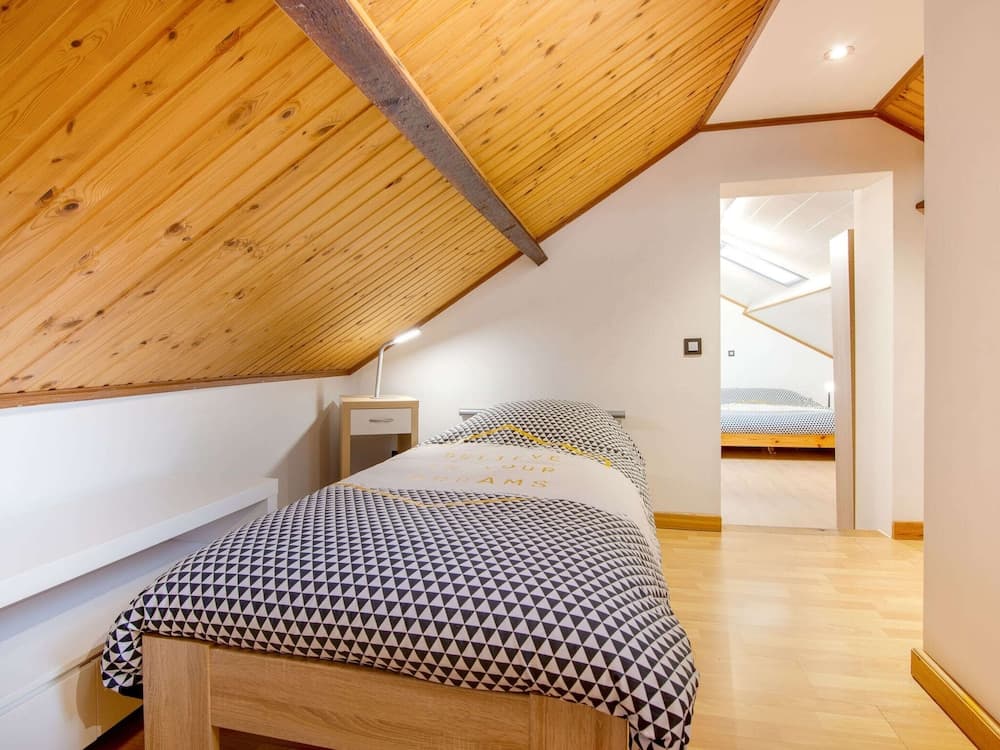 Holiday Home in Cul-des-sarts With Garden