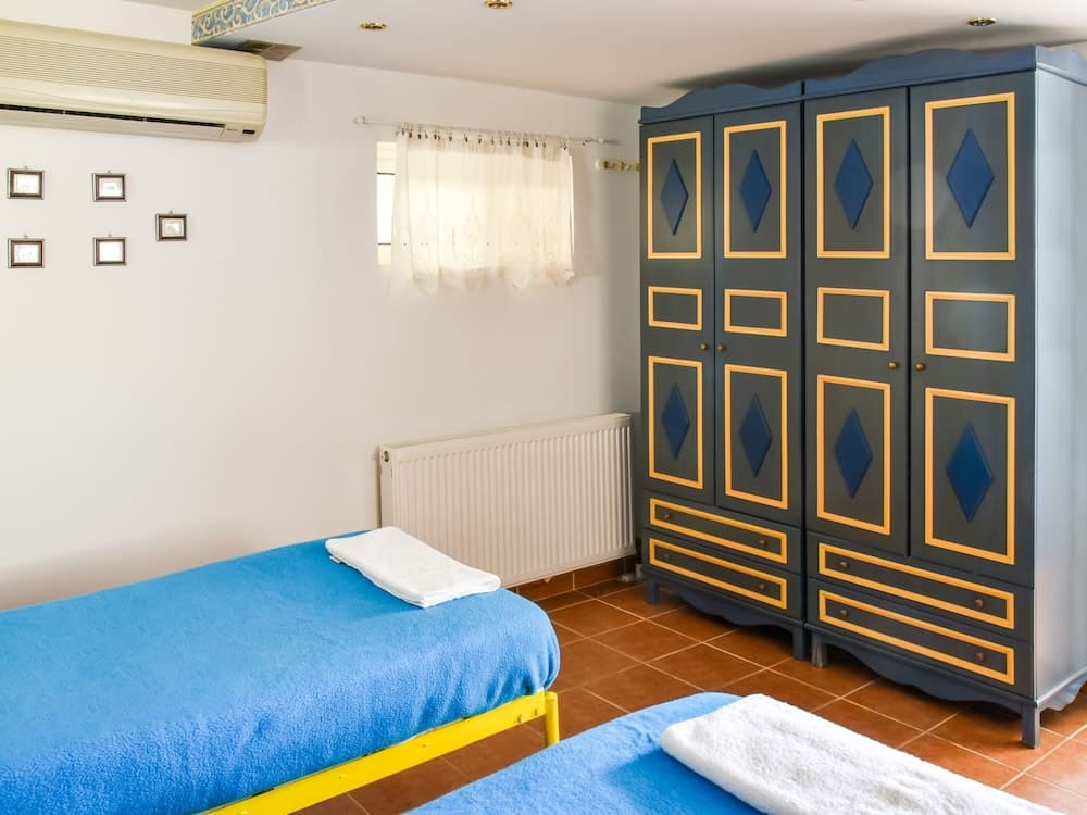 Scenic Holiday Home in Syros With Balcony