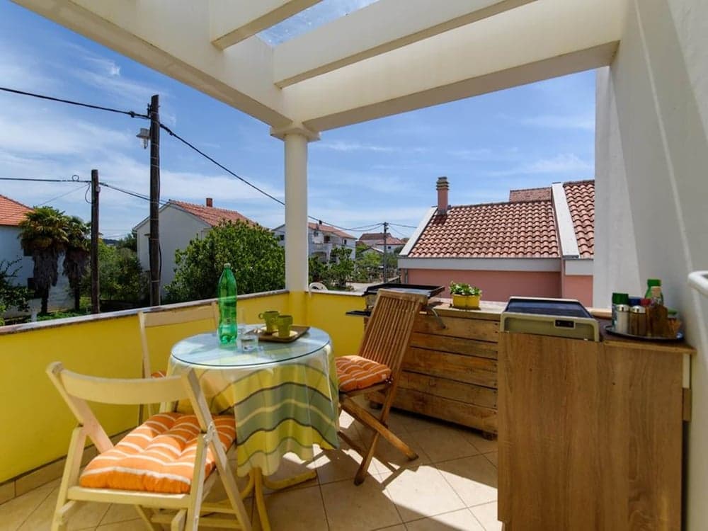 Apartment in Sukosan Near Sea Beach