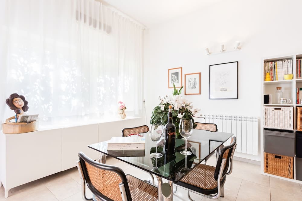 Luminoso Nuovalucello Apart- Giardino e Parcheggio privato