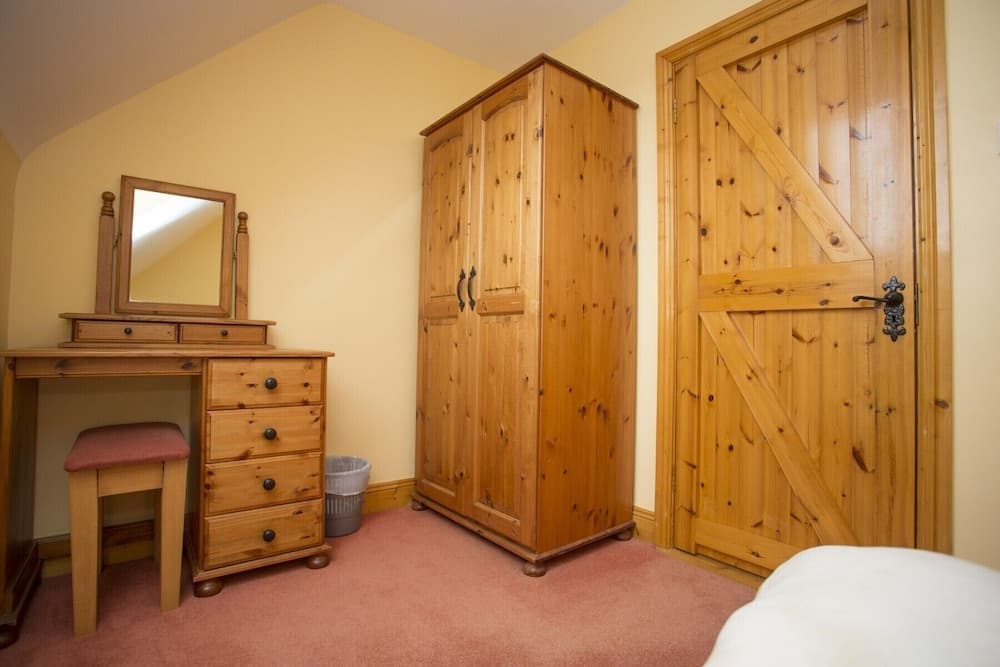 Pine Grove Holiday Cottage No 5