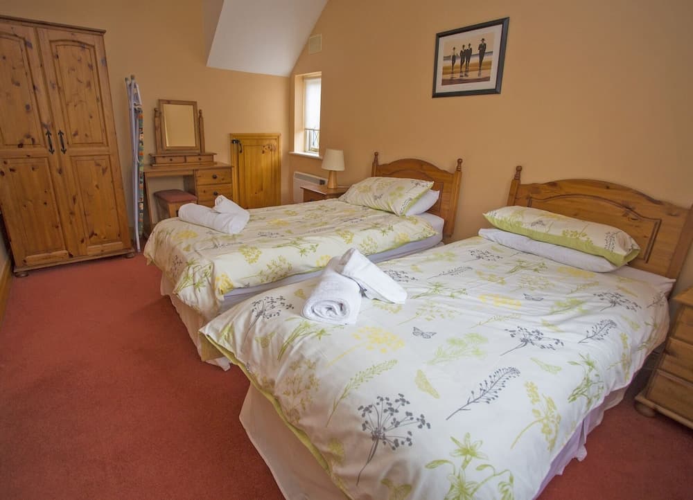 Pine Grove Holiday Cottage No 5