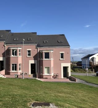 Spanish Cove Holiday Home Sleeps 5