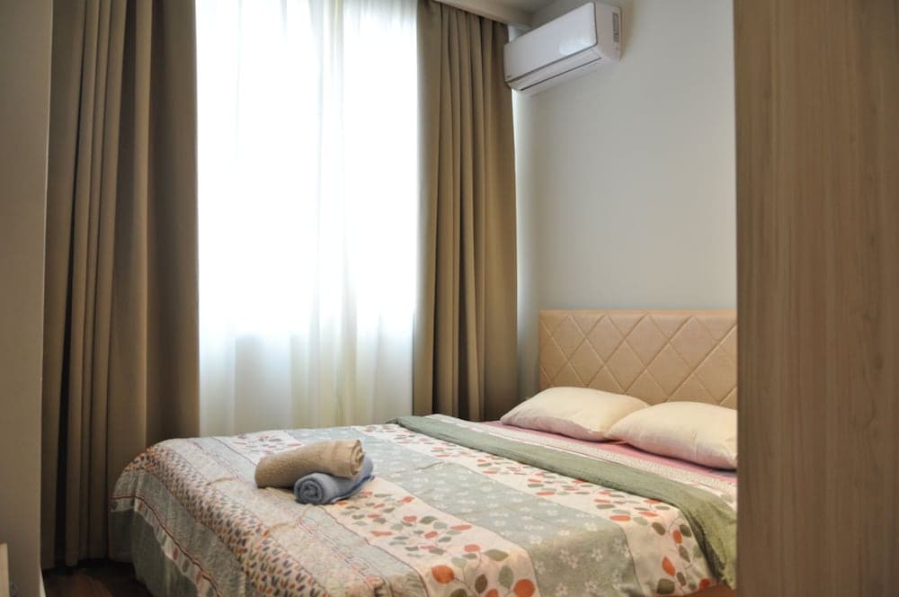 Penthouse Apartments, The Luxury Suites