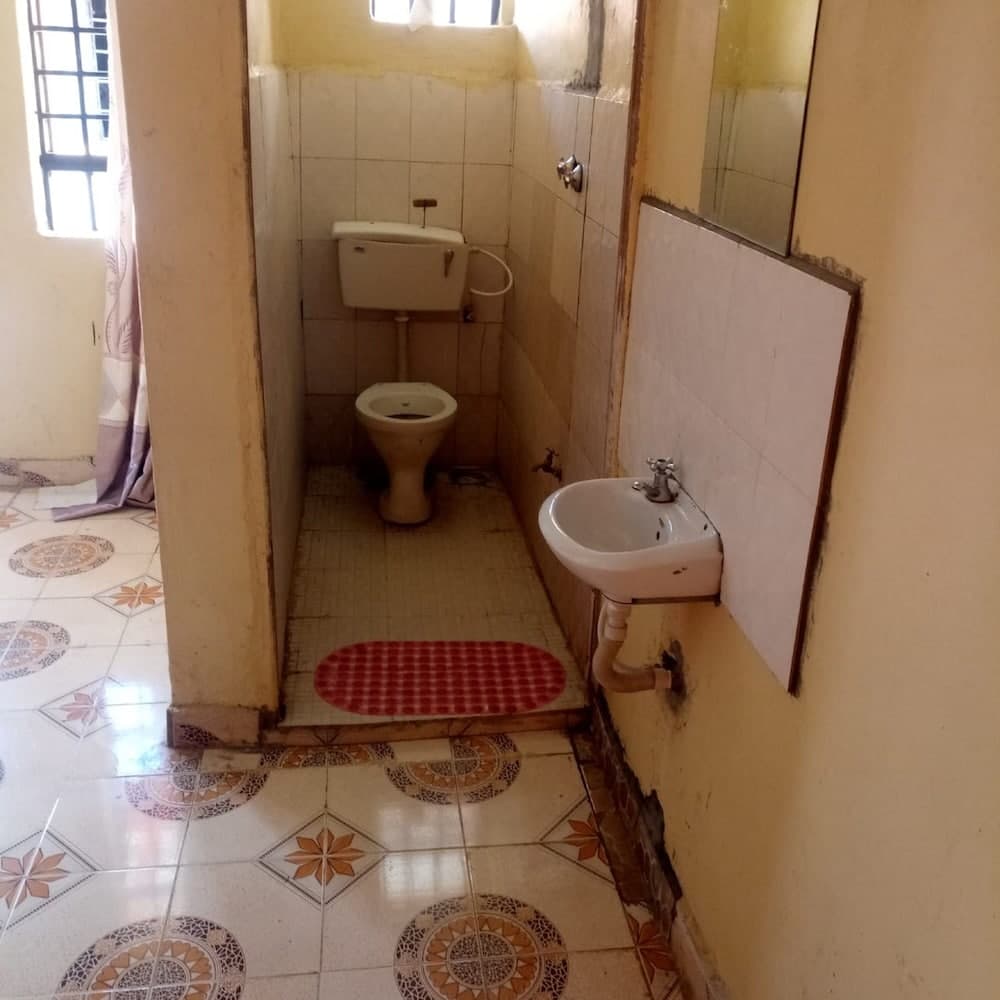 Silver Rado West Lodge