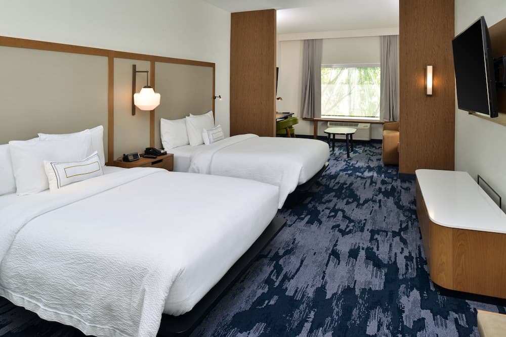 Fairfield Inn & Suites by Marriott Charlotte University Research Park