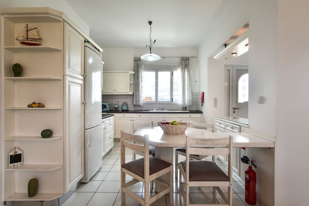 N'eloas Luxurious Villa Spectacular View