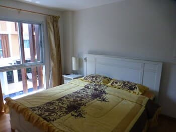 1 Double Bedroom Apartment With Swimming Pool Security and High Speed Wifi