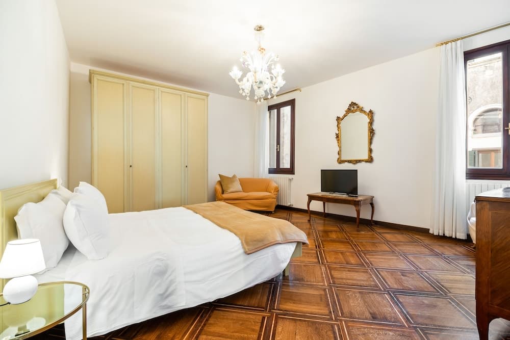 Del Remer Apartment - 5mins from San Marco sq
