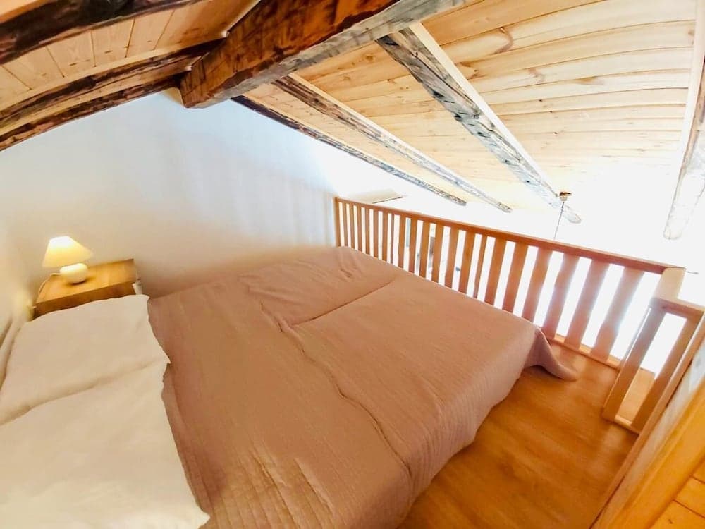 Classic Attic Apartment