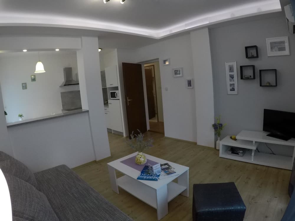 Comfortable Apartment in Stari Grad