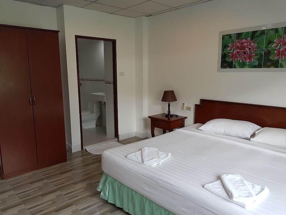 Welcome Inn Hotel Karon Beach