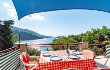 Sea View Apartment With Terrase Vl