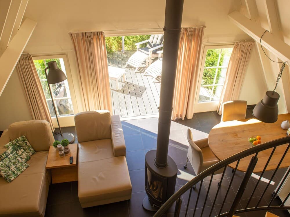 Villa Retreat With Pets