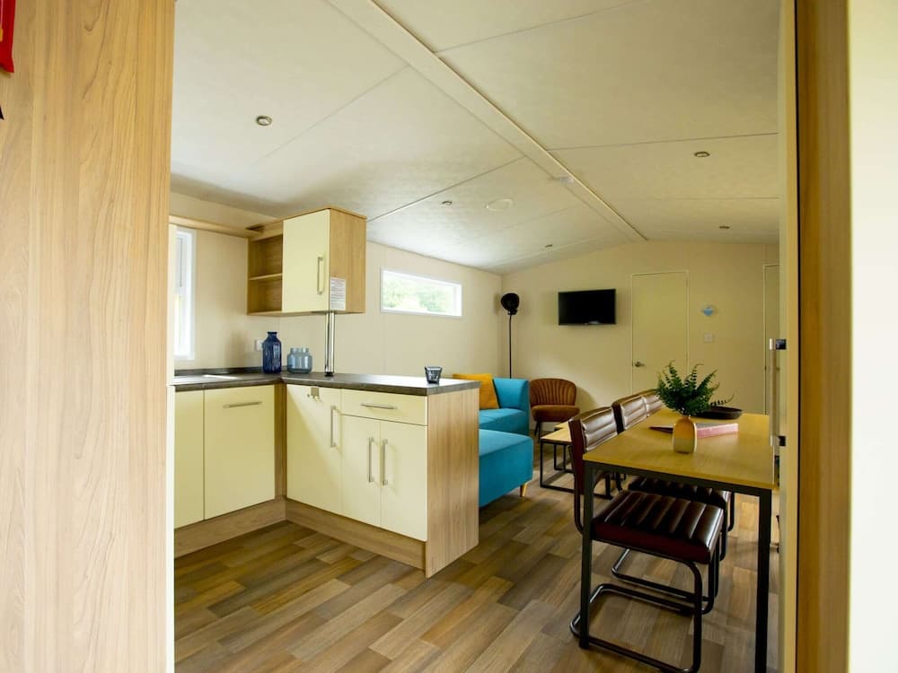 Lodge in Duinhoeve Near Dunes & Playground