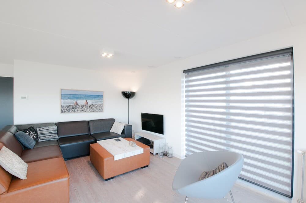 Villa Oesterdam Sleeps 10 Persons