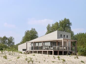 Luxury Villa With Washing Machine Located in Nature Reserve