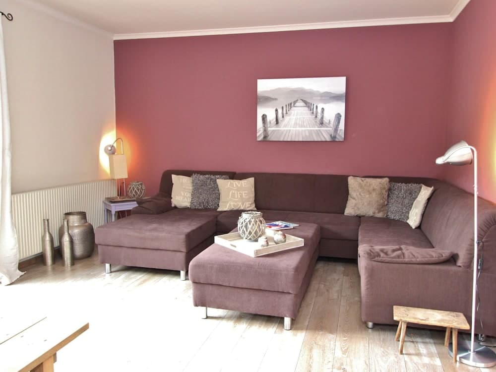 Spacious Chalet in Leogang near Ski Area