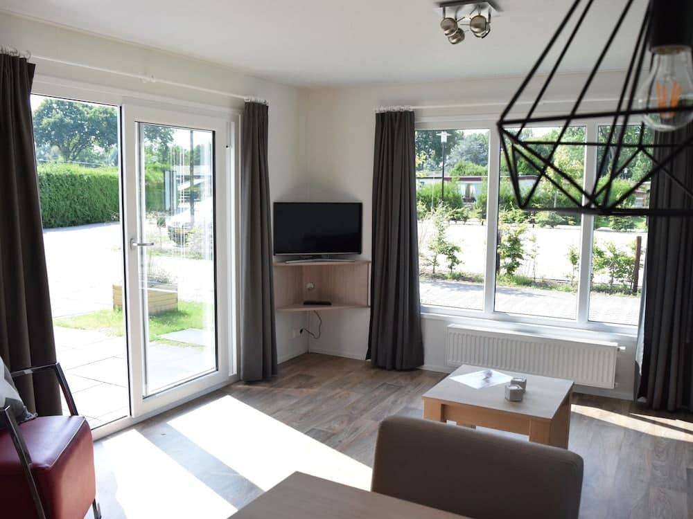 Chalet Retreat Near Forest