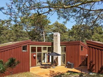 Tranquil Holiday Home in Nexø near Sea