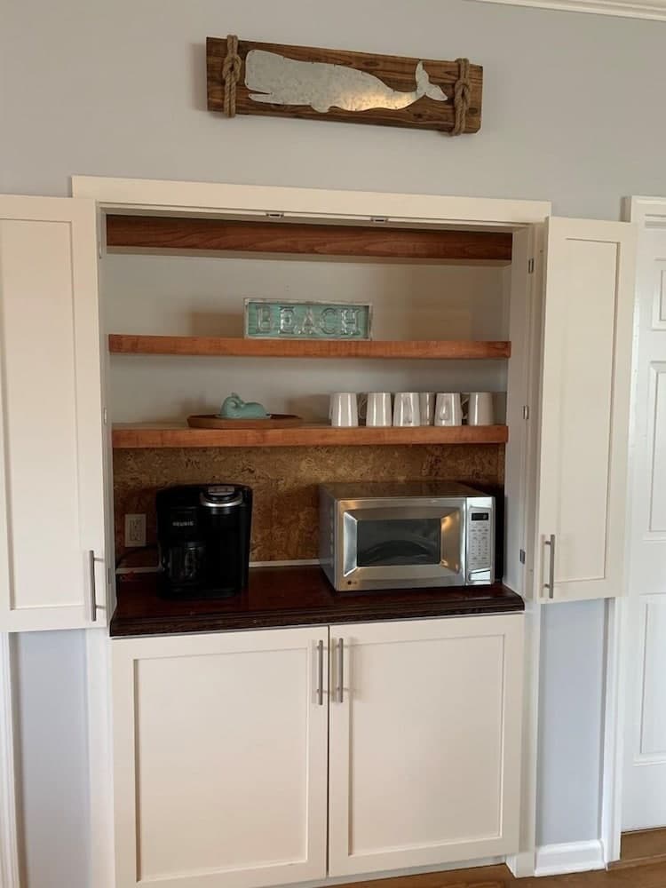 Tortuga 5 Bedroom Home by RedAwning