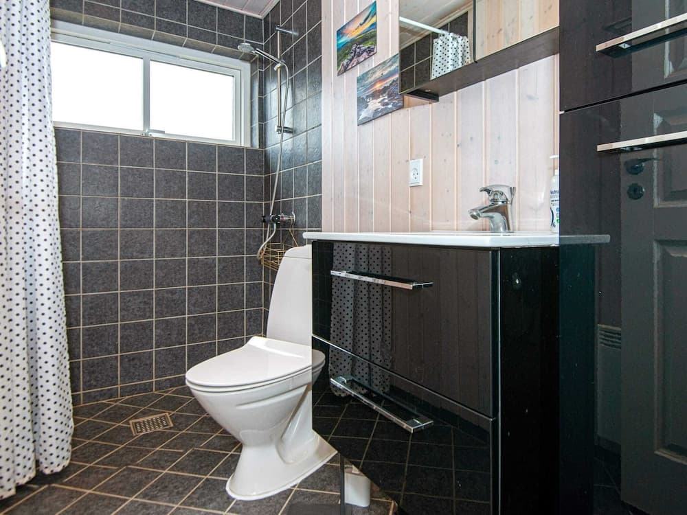 6 Person Holiday Home in Ebeltoft-by Traum