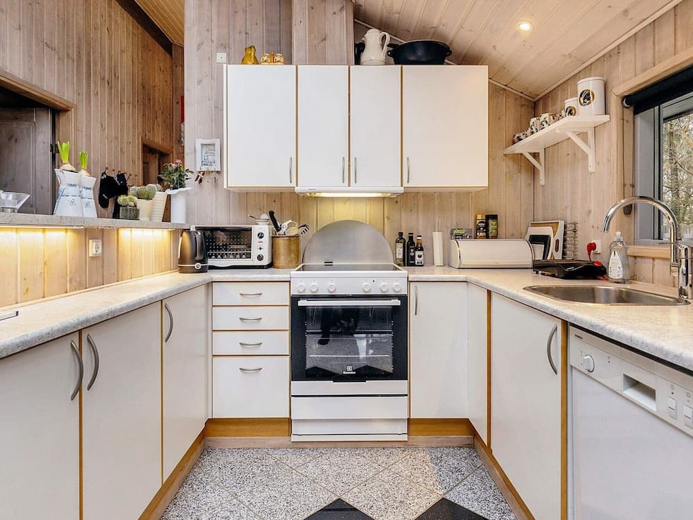 Lively Holiday Home in Ålbæk near Sea