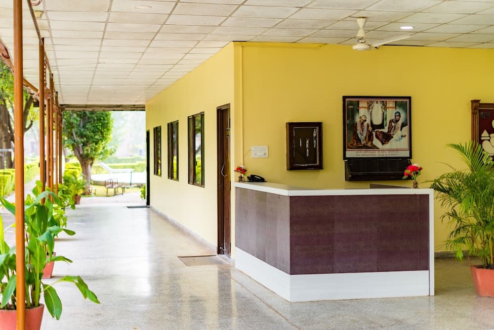 Narmada Hills Resort