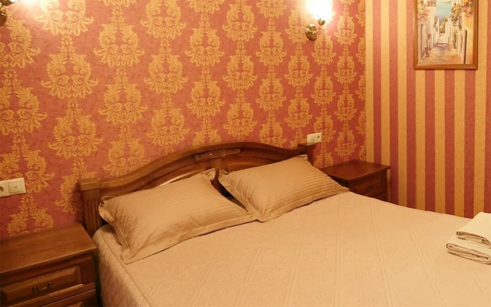 Hotel Day and Night on Profsoyuznoy