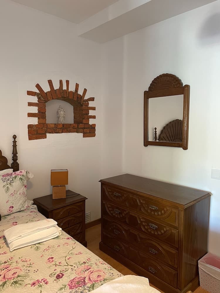 Room-9arches - House With Pool - in the