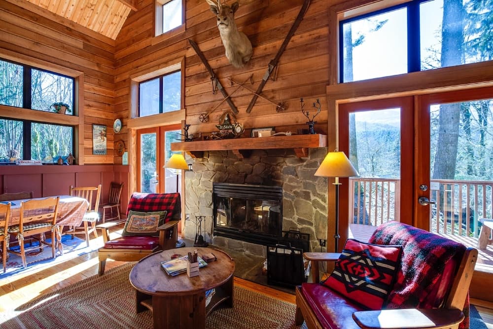 Mt Baker Rim Cabin 44 - A Cozy Rustic Cabin With Modern Charm